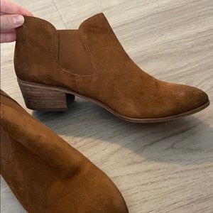 BP brown suede boots, size 10.5